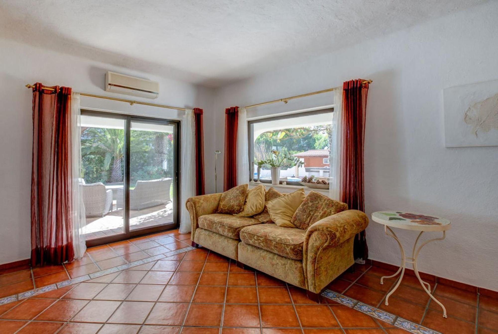Villa Barlavento - Stunning 4-Bedroom Villa With Tennis Court カルヴォエイロ エクステリア 写真