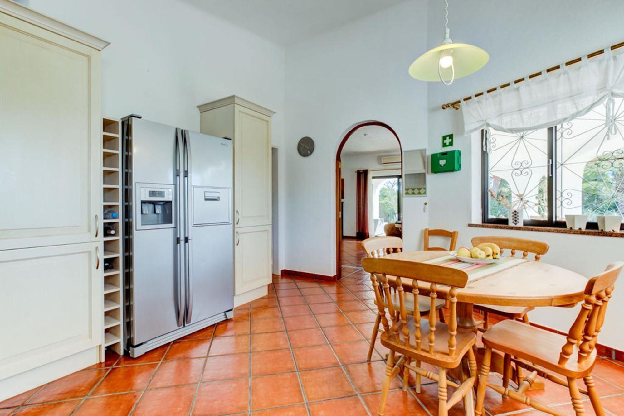 Villa Barlavento - Stunning 4-Bedroom Villa With Tennis Court カルヴォエイロ エクステリア 写真